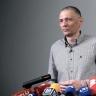 Анекдот дня: Тихановский грозится ломать заодно с белорусским и российский режим