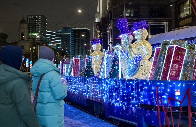 Собянин: В Москве продлят работу транспорта в рождественскую ночь