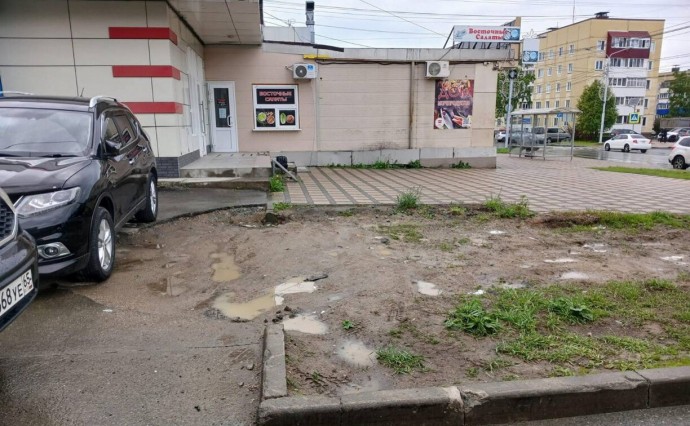 В Южно-Сахалинске на двух улицах не восстановили благоустройство после земляных работ