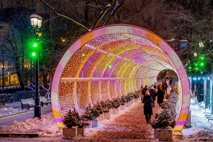 Световые тоннели украсят столицу к новогодним праздникам Световые тоннели украсят столицу к новогодним праздникам