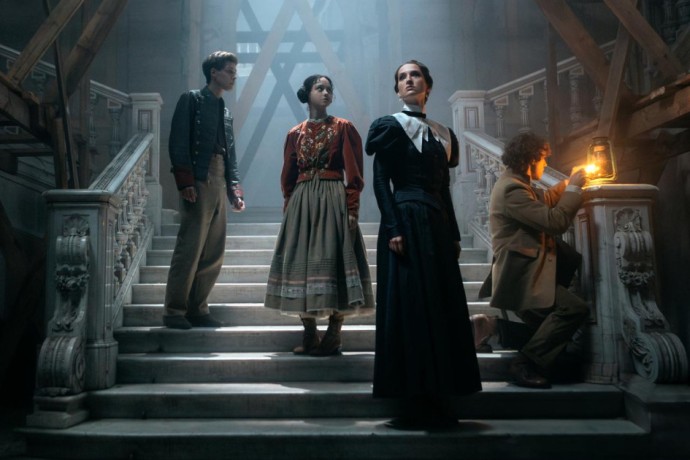 В 2026 году выйдет отечественное темное фэнтези «Очарованные» В 2026 году выйдет отечественное темное фэнтези «Очарованные»