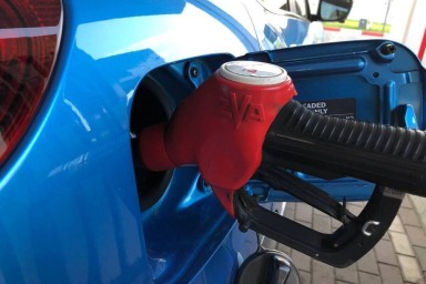 Власти Калининграда заявили об устойчивых поставках бензина