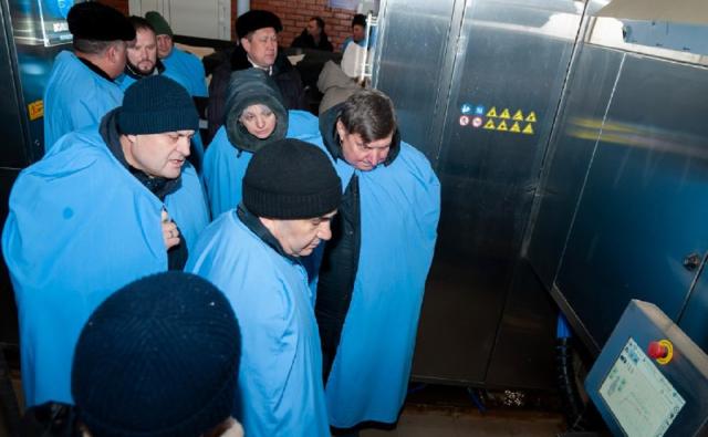 Замглавы Минсельхоза РФ осмотрел ферму с роботами в Башкирии