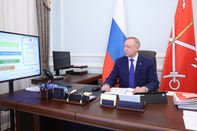 Александр Беглов: В 2025 году город отремонтирует 20 подъездных дорог и откроет 14 новых медпунктов в садоводствах  Ленобласти