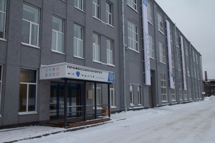 В Академии машиностроения имени Котина состоялся третий выпуск студентов «Профессионалитета». Успешный опыт реализации проекта совместно с индустриальными партнерами отмечен на заседании Госсовета под председательством Президента России