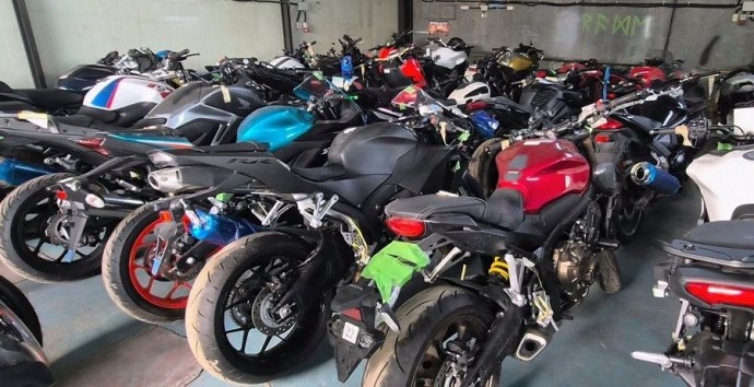 Мотоциклы не добрались до продажи во Владивостоке. Из-за «серости» Мотоциклы не добрались до продажи во Владивостоке. Из-за «серости»