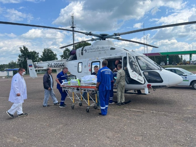 Санитарная авиация доставила в Уфу пострадавшего ребёнка