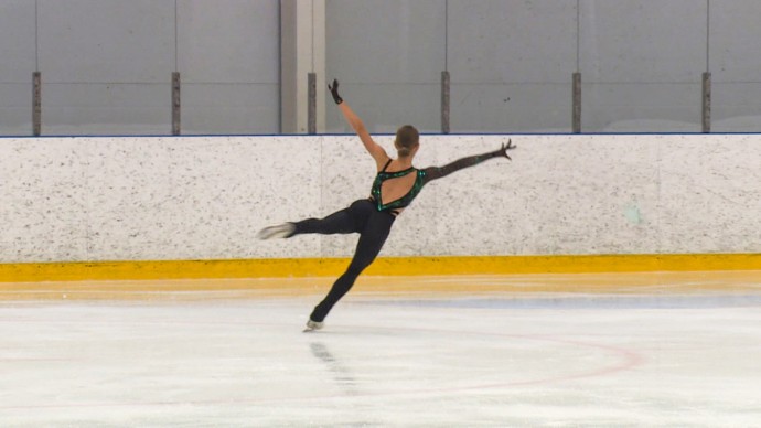 Петербургские фигуристы завоевали две медали на этапе юниорского Гран-При в Москве Петербургские фигуристы завоевали две медали на этапе юниорского Гран-При в Москве