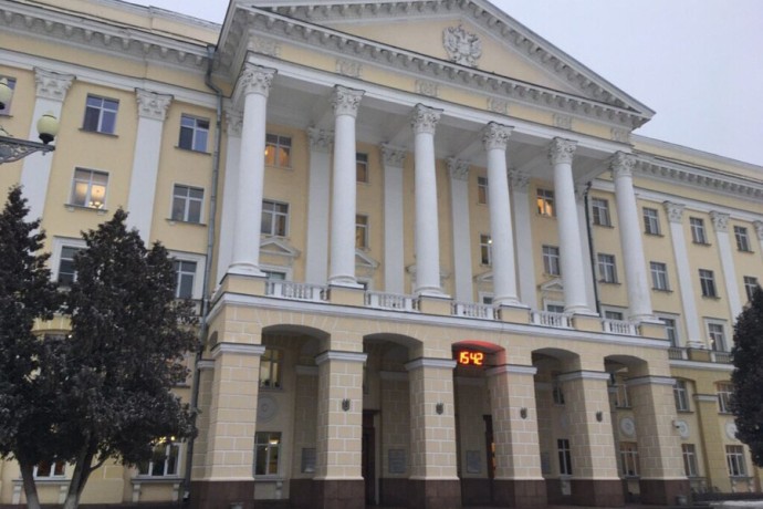 Патент для мигрантов в Смоленской области в 2026 году: цена составит 9213 рублей в месяц Патент для мигрантов в Смоленской области в 2026 году: цена составит 9213 рублей в месяц