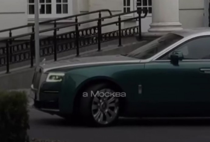 В Москве нашли парковочное место за 37 млн рублей