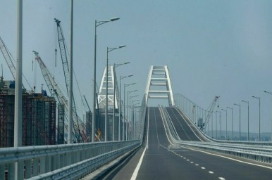На Крымскому мосту перекрыли движение на 40 минут