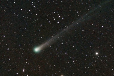 Ученый Кравченко: Москвичи увидят комету, пролетающую раз в 1,35 тысячи лет