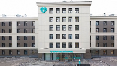 Хирургический корпус ГКБ №67 открылся после реконструкции