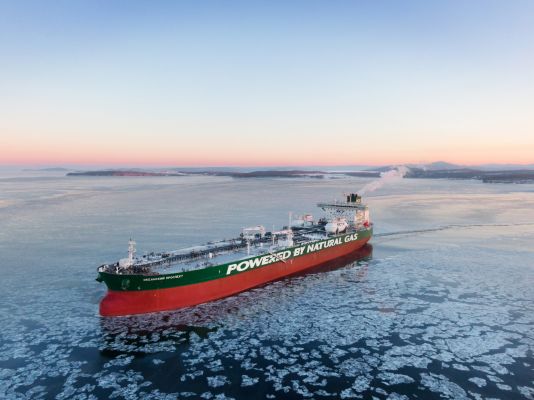 Санкционный завод СПГ «Газпрома» превратили в заправку Санкционный завод СПГ «Газпрома» превратили в заправку