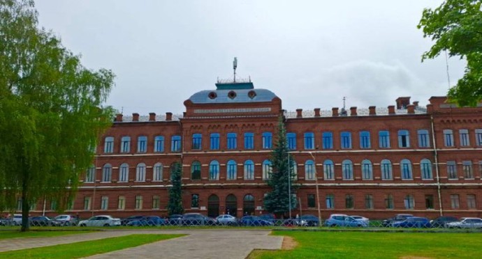 Для церкви и здания училища в Ярославской области установили предмет охраны