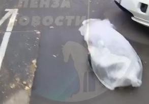 Возле частной клиники на улице Карла Маркса в Пензе лежит труп – соцсети