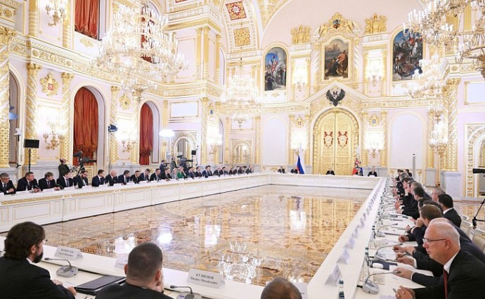 Дмитрий Миляев: новые школы, детсады и больницы — так Тула выполняет поручение Путина о поддержке семей