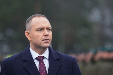 Визит президента Польши в Латвию начался со скандала