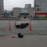 В Великом Новгороде мотоциклист опрокинулся во время торможения