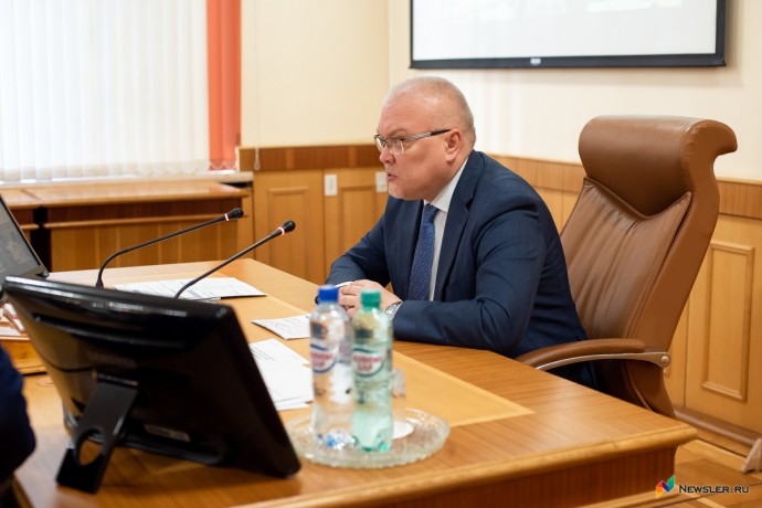 Губернатор обсудил вопросы жителей с главами районов