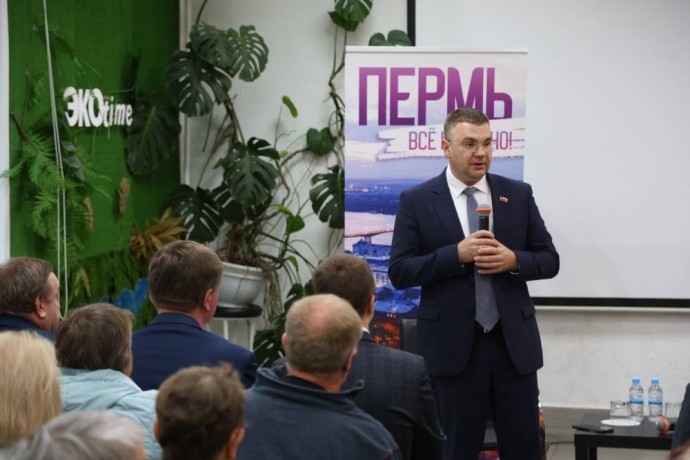 Глава Перми обсудил с жителями благоустройство микрорайона Владимирский
