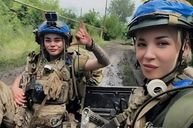 Киев может начать мобилизацию женщин в ВСУ уже в сентябре — Арестович**
