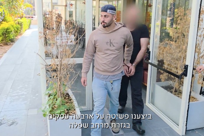 Скандал в ресторанах: рабство и угрозы мигрантам Скандал в ресторанах: рабство и угрозы мигрантам