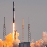 Луна готовится принять "посылку" с Земли: ступень Falcon 9 летит к столкновению с поверхностью