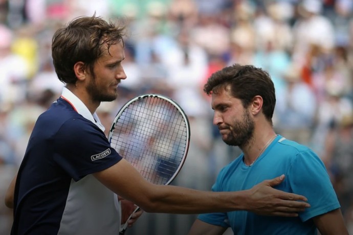 Бывший тренер рассказал о проблемах Медведева: "Внутри него есть маленький монстр"