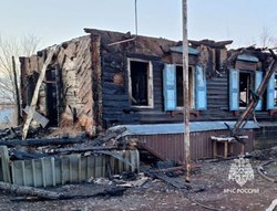 В горевшем деревянном доме нашли тело пенсионерки