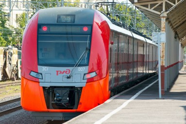 На Новгородчине изменится расписание электричек, а к поездам добавят вагоны