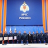 Александр Куренков вручил государственные награды личному составу МЧС России