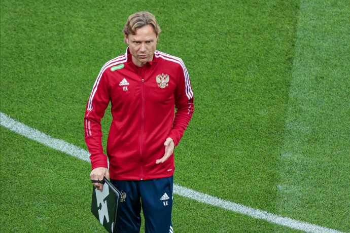 Карпин отреагировал на ошибку Сафонова в матче с Нигерией