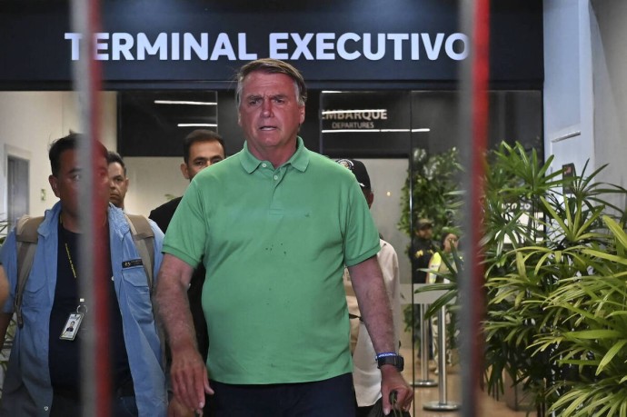 В Бразилии разрешили провести операцию осужденному почти на 30 лет экс-президенту