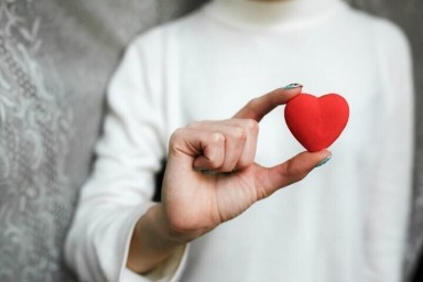 Названы ТОП-3 продукта, которых стоит избегать при проблемах с сердцем