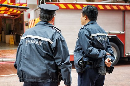 Сунувший голову под юбку мужчине оказался под угрозой семи лет тюрьмы Сунувший голову под юбку мужчине оказался под угрозой семи лет тюрьмы