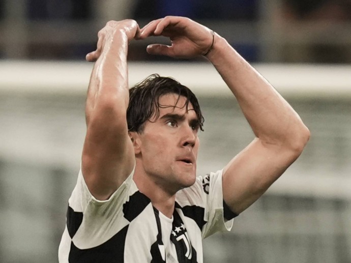 Европейские топ-клубы проявляют интерес к Влаховичу Европейские топ-клубы проявляют интерес к Влаховичу