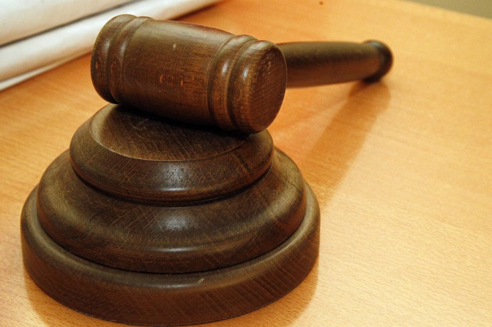 Суд отказался смягчить меру пресечения экс-депутату Курской облдумы