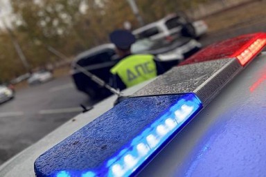 В Белогорске опрокинулся мопед