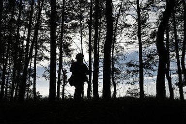 Возлюбленная бойца СВО отказалась возвращать ему дом и два автомобиля после расставания