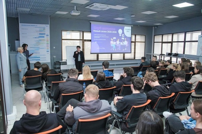 FESCO выступила оператором нового сезона «Клуба логистов» для студентов Владивостока