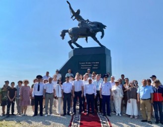 В Башкирии торжественно открыли памятник Салавату Юлаеву