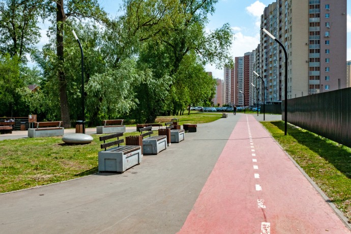 В СФ поддержали идею обязать застройщиков делать дорожки для СИМ в новых ЖК В СФ поддержали идею обязать застройщиков делать дорожки для СИМ в новых ЖК