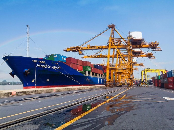 ЕС топит Россию: 117 судов под санкциями — это только начало ЕС топит Россию: 117 судов под санкциями — это только начало