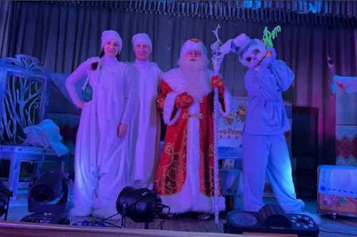 Тысячам юных амурчан подарили новогоднюю сказку