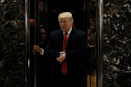 Трамп заявил о заработке США благодаря конфликту на Украине Трамп заявил о заработке США благодаря конфликту на Украине