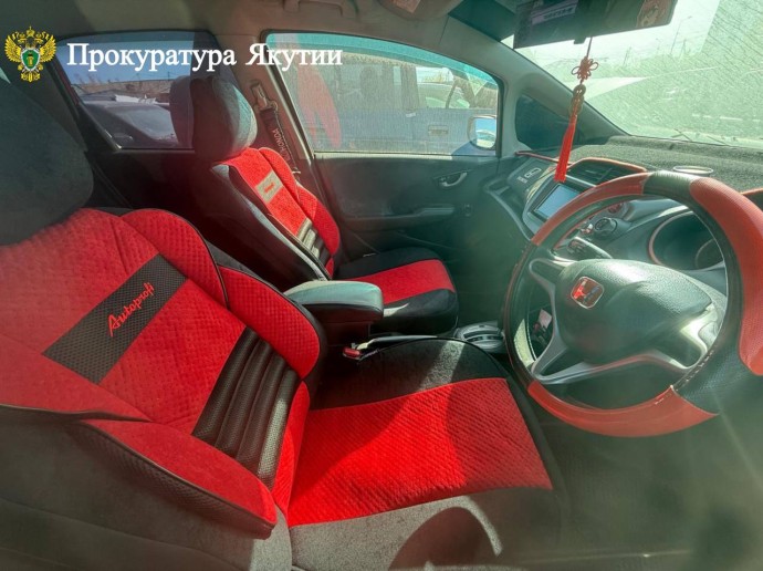 За повторное пьяное вождение конфисковали автомобиль у жительницы Якутска За повторное пьяное вождение конфисковали автомобиль у жительницы Якутска