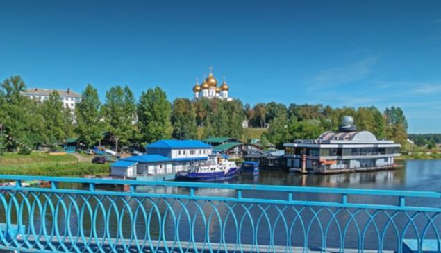 В Ярославле оштрафовали владельцев дебаркадера на Которосли В Ярославле оштрафовали владельцев дебаркадера на Которосли