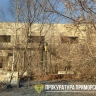 Владелицу заброшенного здания в Приморье осудят за травмирование подростка