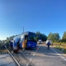 Автобус с туристами из Ярославля попал в ДТП с грузовым поездом в Ленобласти